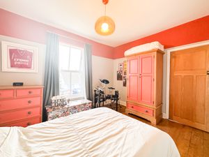 Photo 6- click for photo gallery